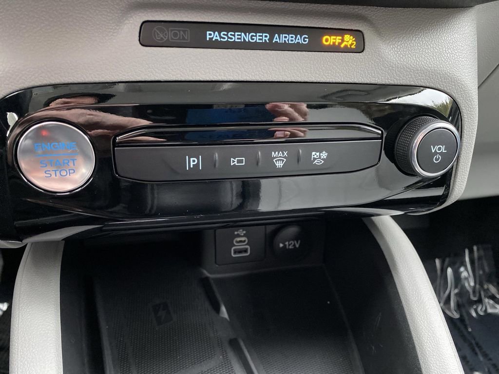 New 2026 Ford Escape SE w/ PHEV Premium Package image 23