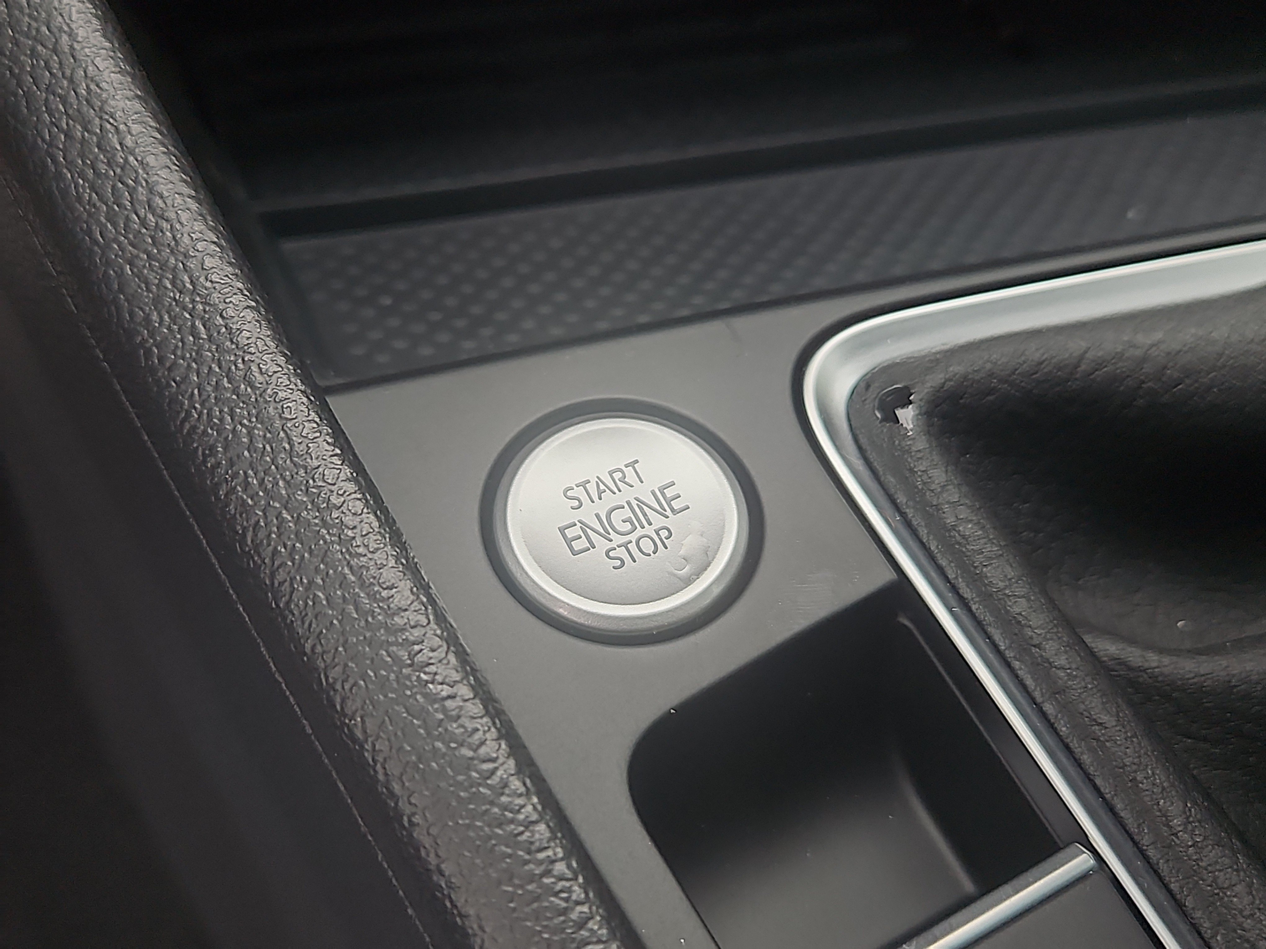 New 2026 Volkswagen Jetta SEL FWD image 13