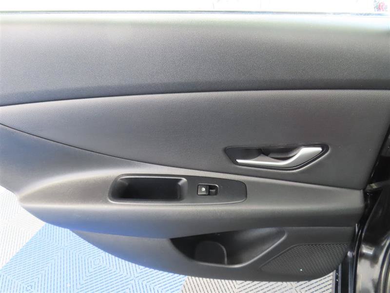 Used 2024 Hyundai Elantra SEL w/ Convenience Package FWD image 29