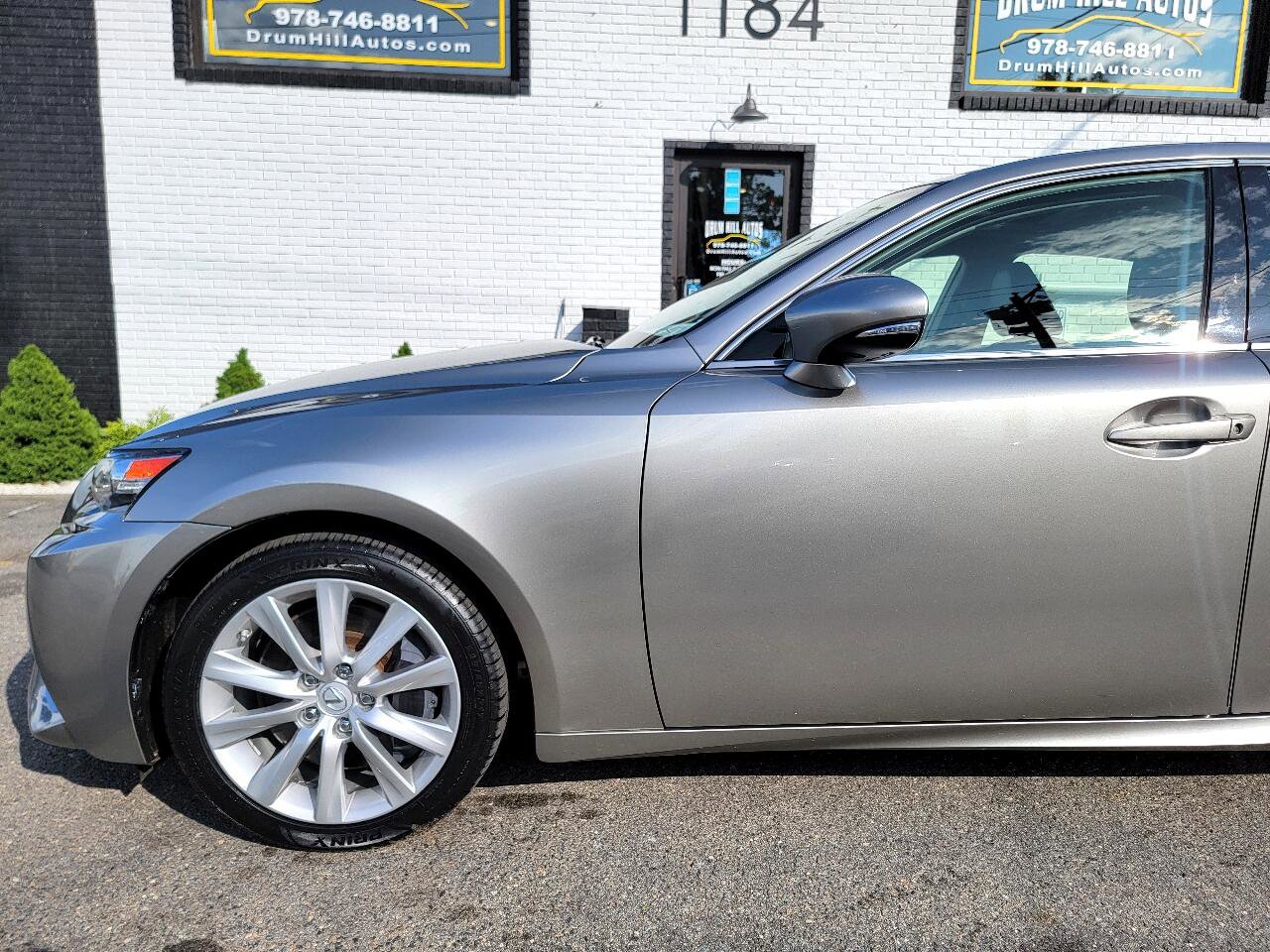 Used 2016 Lexus IS 300 AWD image 10