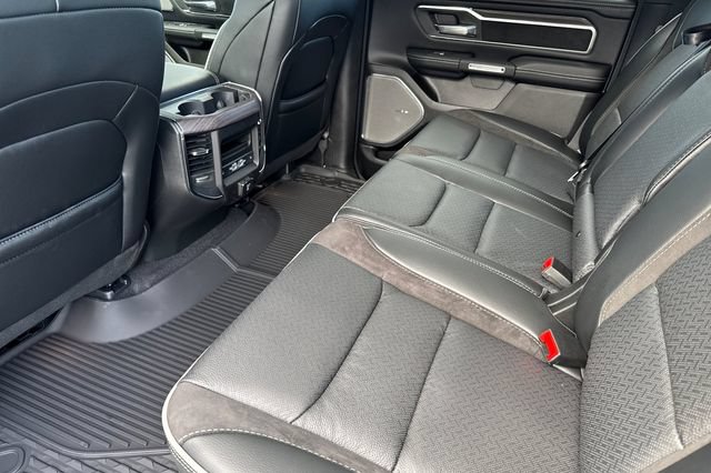 New 2025 RAM 1500 Laramie AWD/4WD image 12