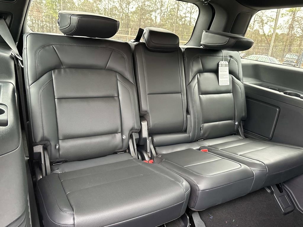 New 2025 Lincoln Navigator Reserve w/ Jet Appearance Package image 17
