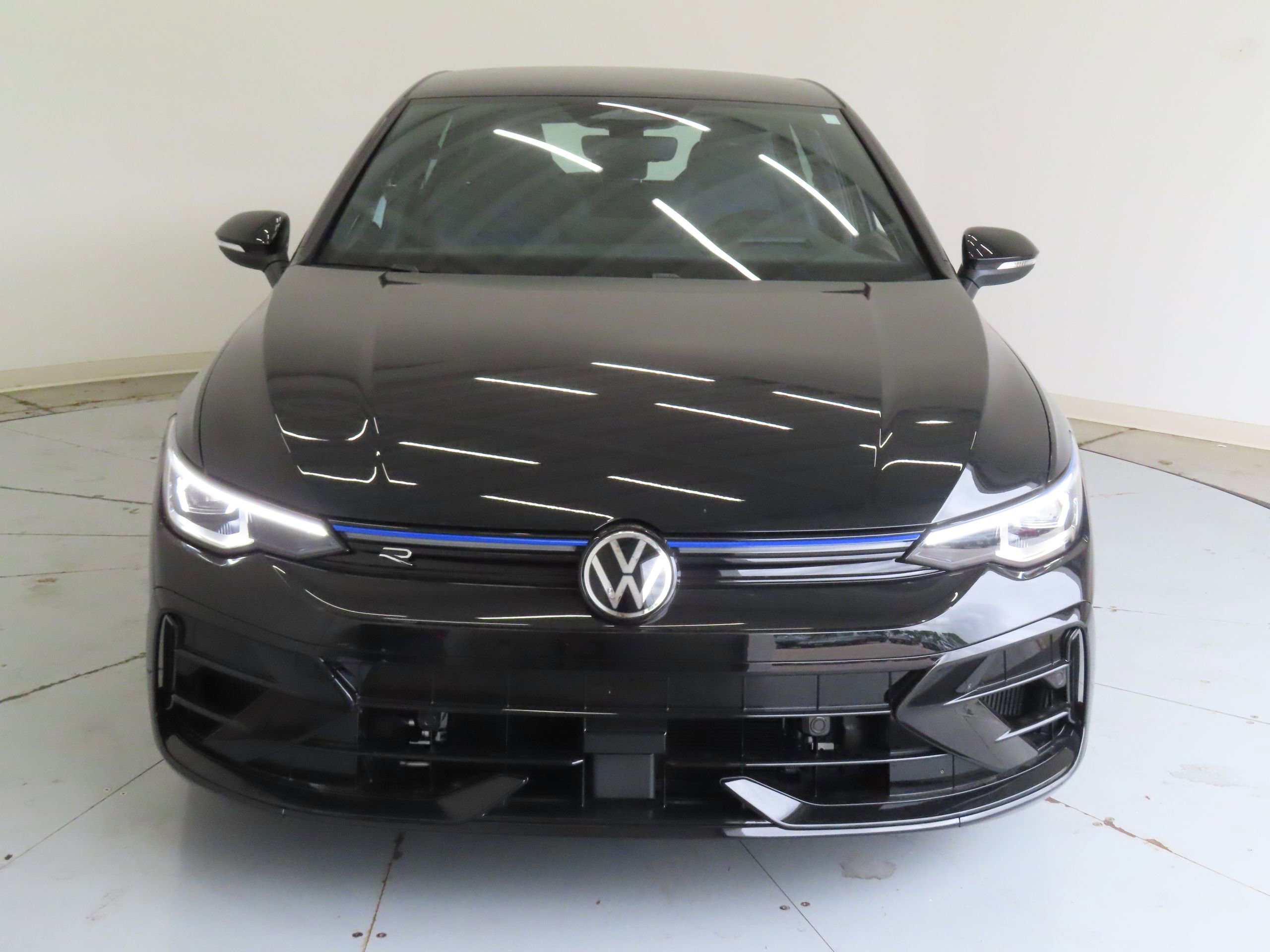 New 2026 Volkswagen Golf R w/ Euro Style Package AWD/4WD image 9