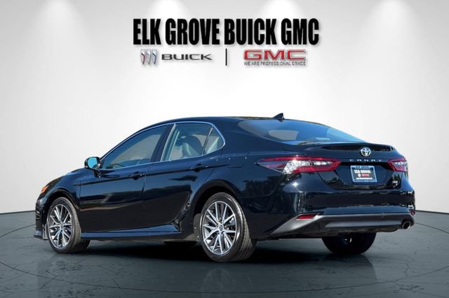 Used 2024 Toyota Camry XLE FWD image 6