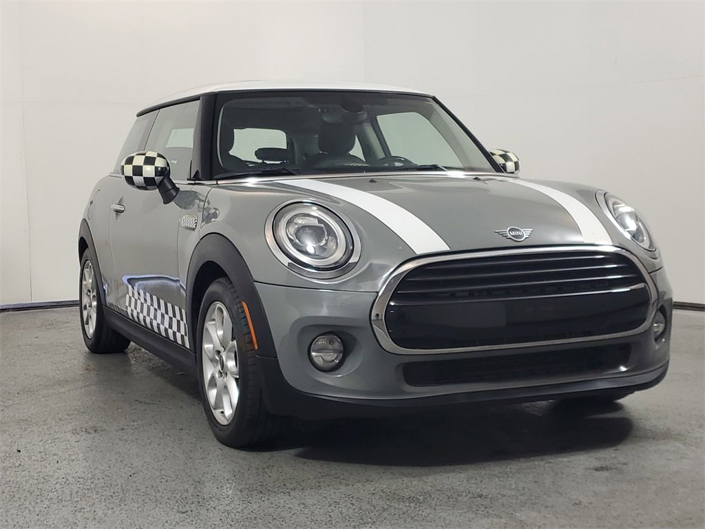 Used 2019 MINI Cooper 2-Door Hardtop video 1