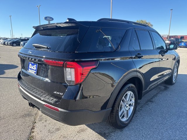 New 2026 Ford Explorer Active image 3