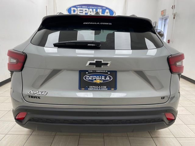New 2026 Chevrolet Trax LT w/ Driver Confidence Package FWD image 18