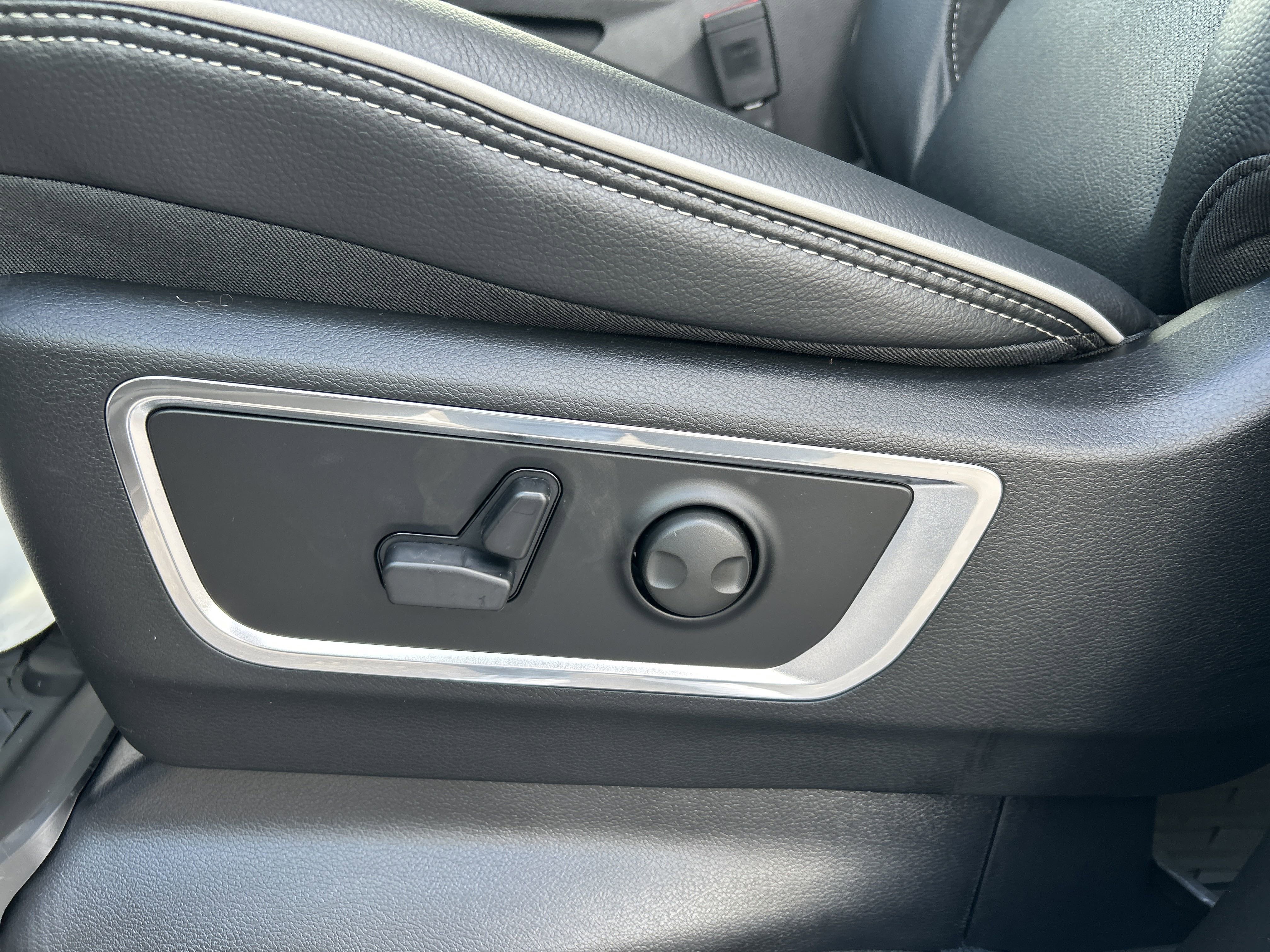 New 2026 RAM 1500 Laramie w/ Night Edition image 14