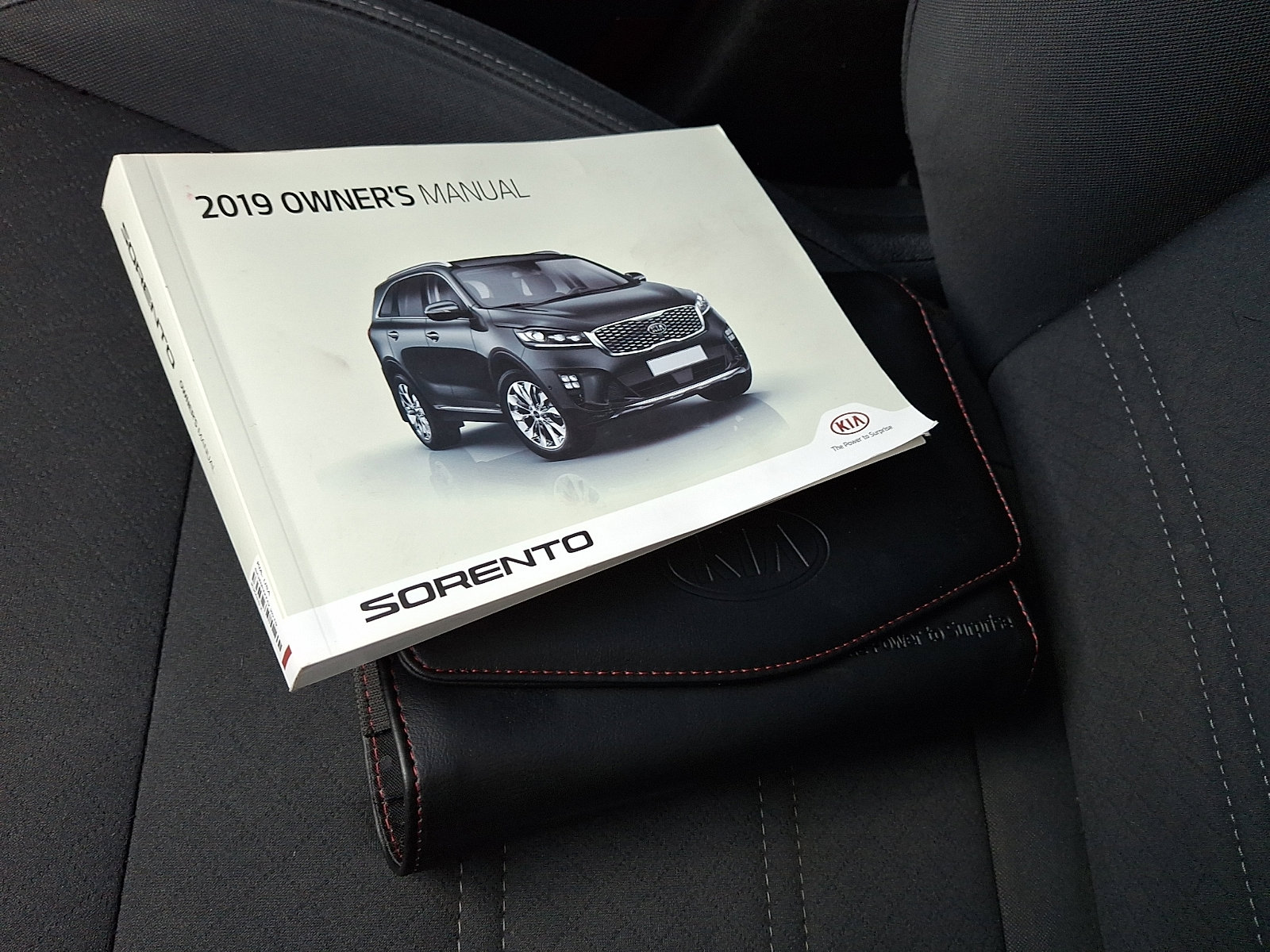 Used 2019 Kia Sorento LX image 26