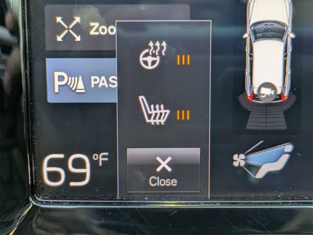 Used 2019 Volvo XC60 T5 Inscription w/ Protection Package Premier image 27