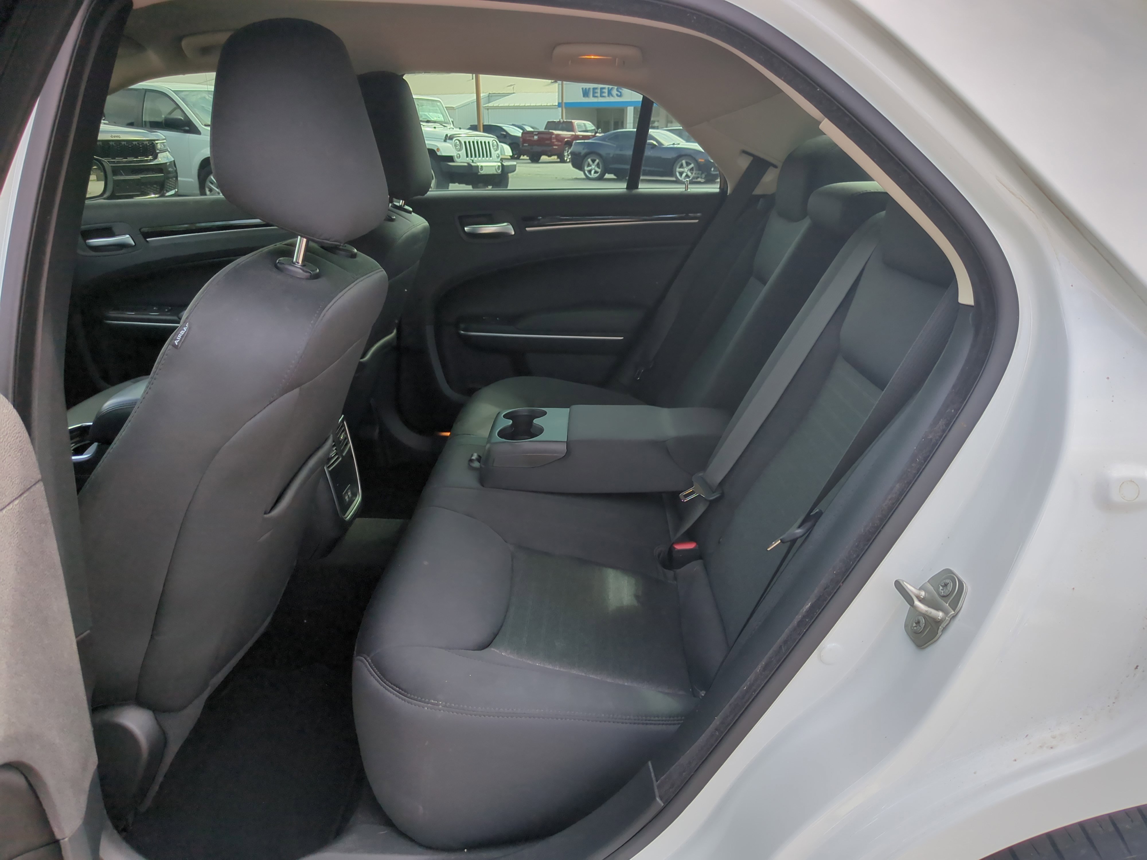 Used 2023 Chrysler 300 Touring image 7