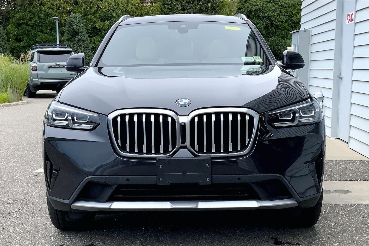 Used 2023 BMW X3 xDrive30i w/ Premium Package AWD/4WD image 10