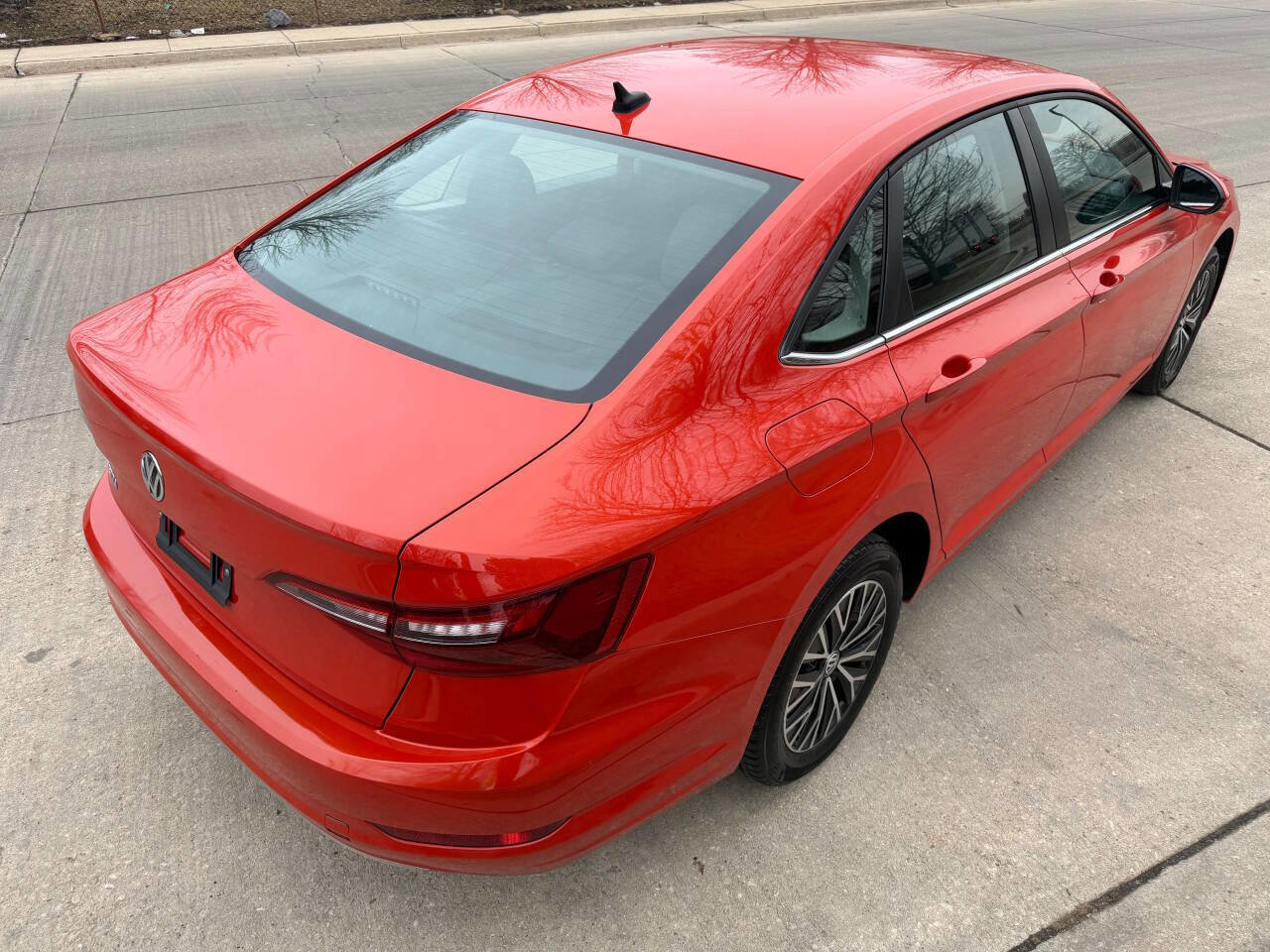 Used 2021 Volkswagen Jetta R-Line image 6