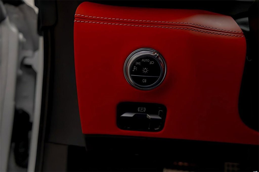 Used 2023 Mercedes-Benz SL 63 AMG 4MATIC image 41