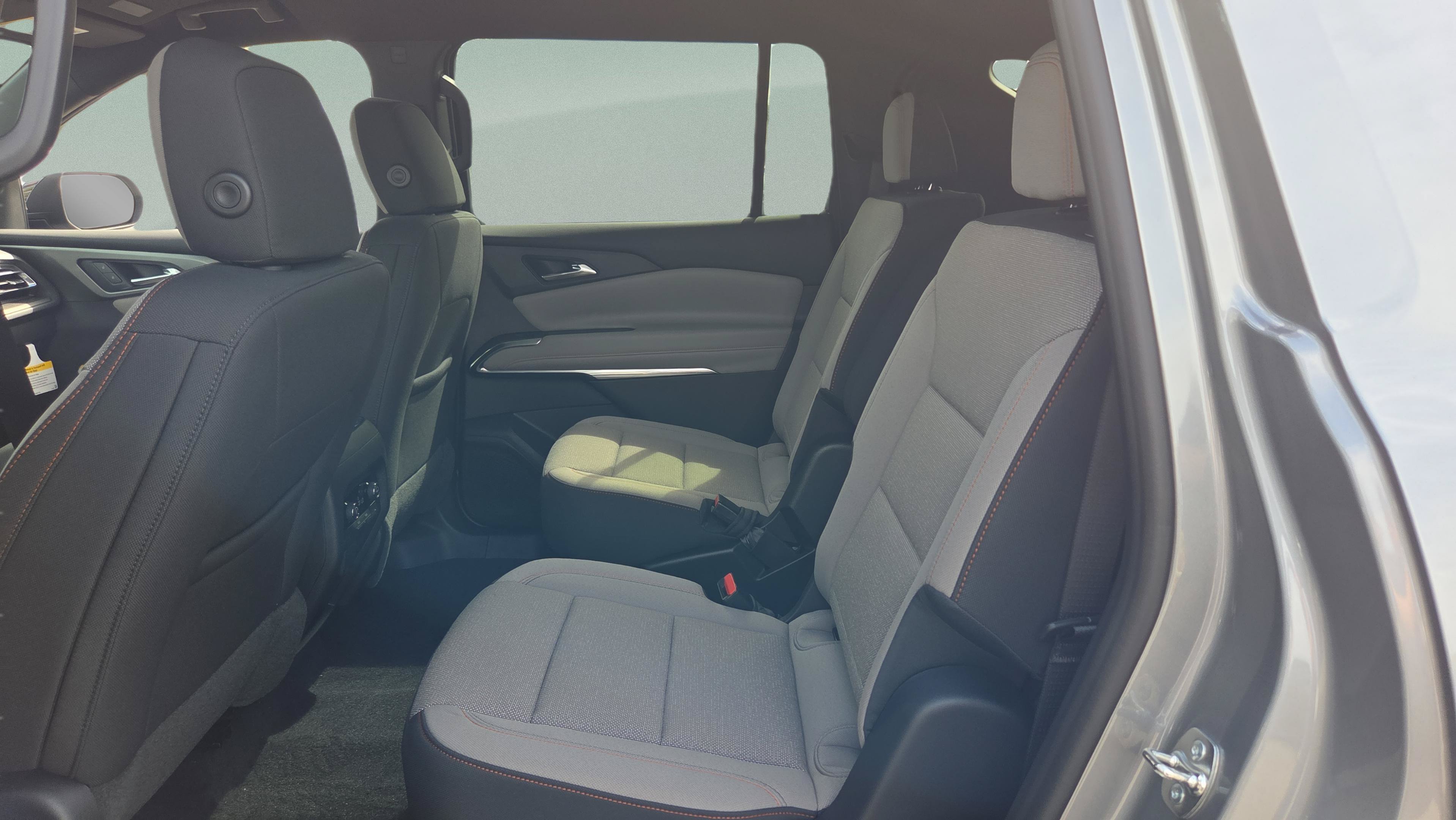 New 2026 Chevrolet Traverse LT w/ Driver Confidence Package FWD image 29