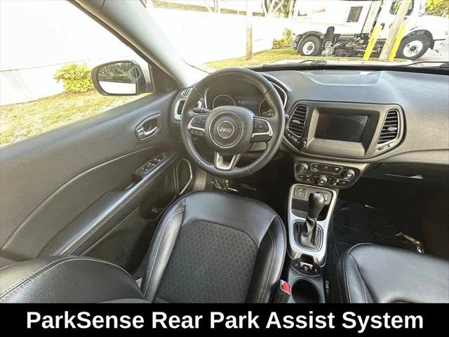 Certified 2018 Jeep Compass Latitude w/ Popular Equipment Group FWD image 9