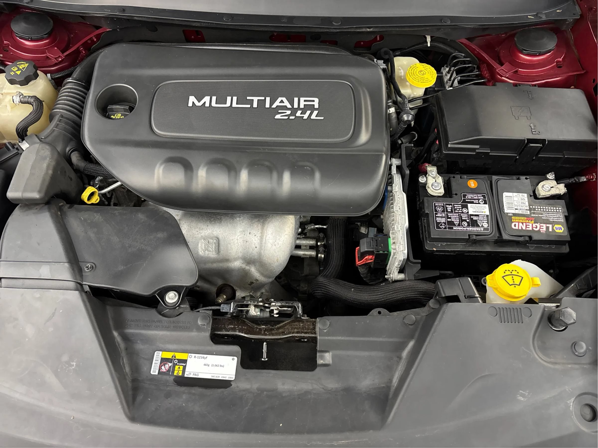 Used 2017 Jeep Cherokee Latitude AWD/4WD image 28