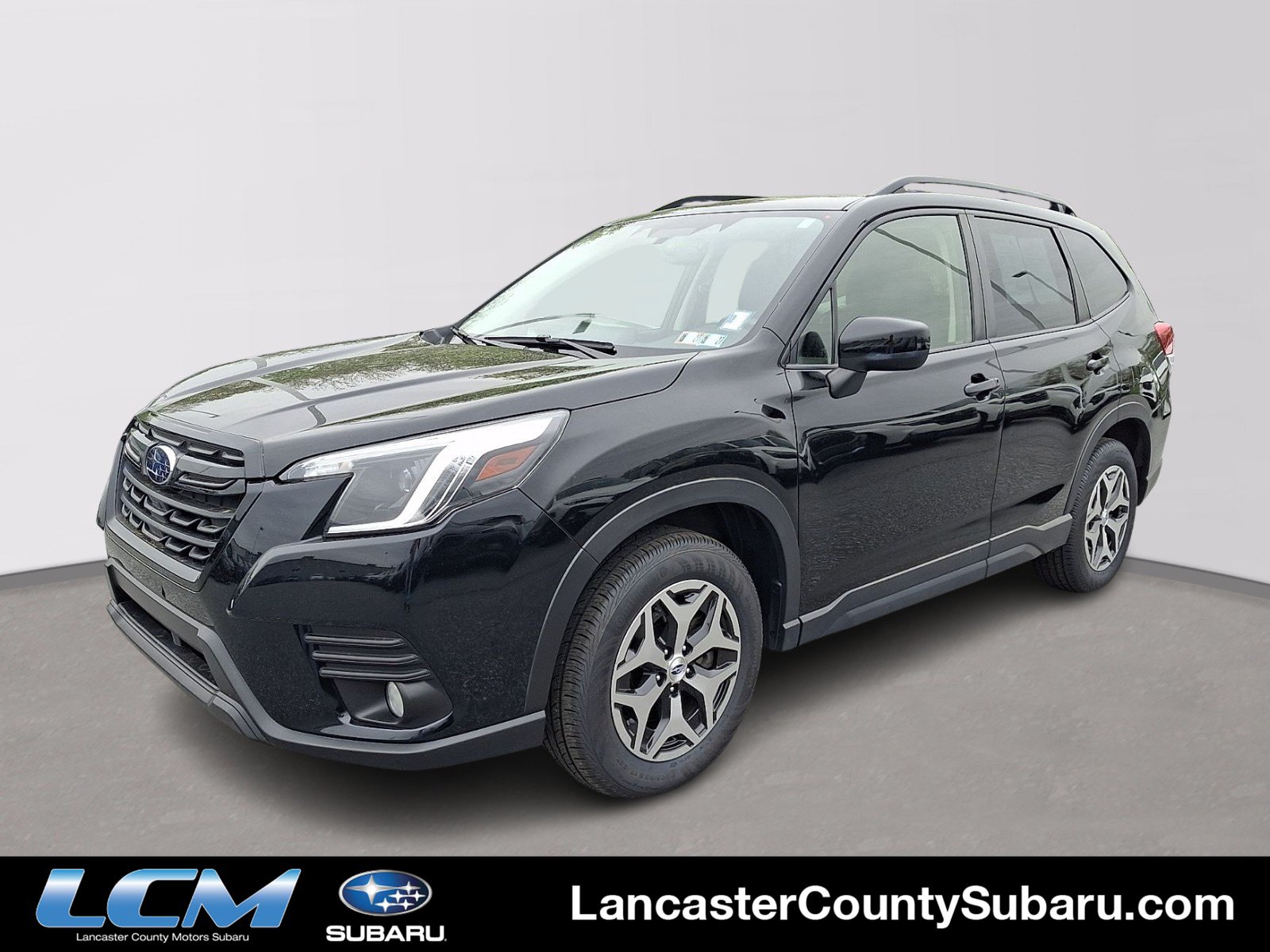 Certified 2023 Subaru Forester Premium AWD/4WD image 1