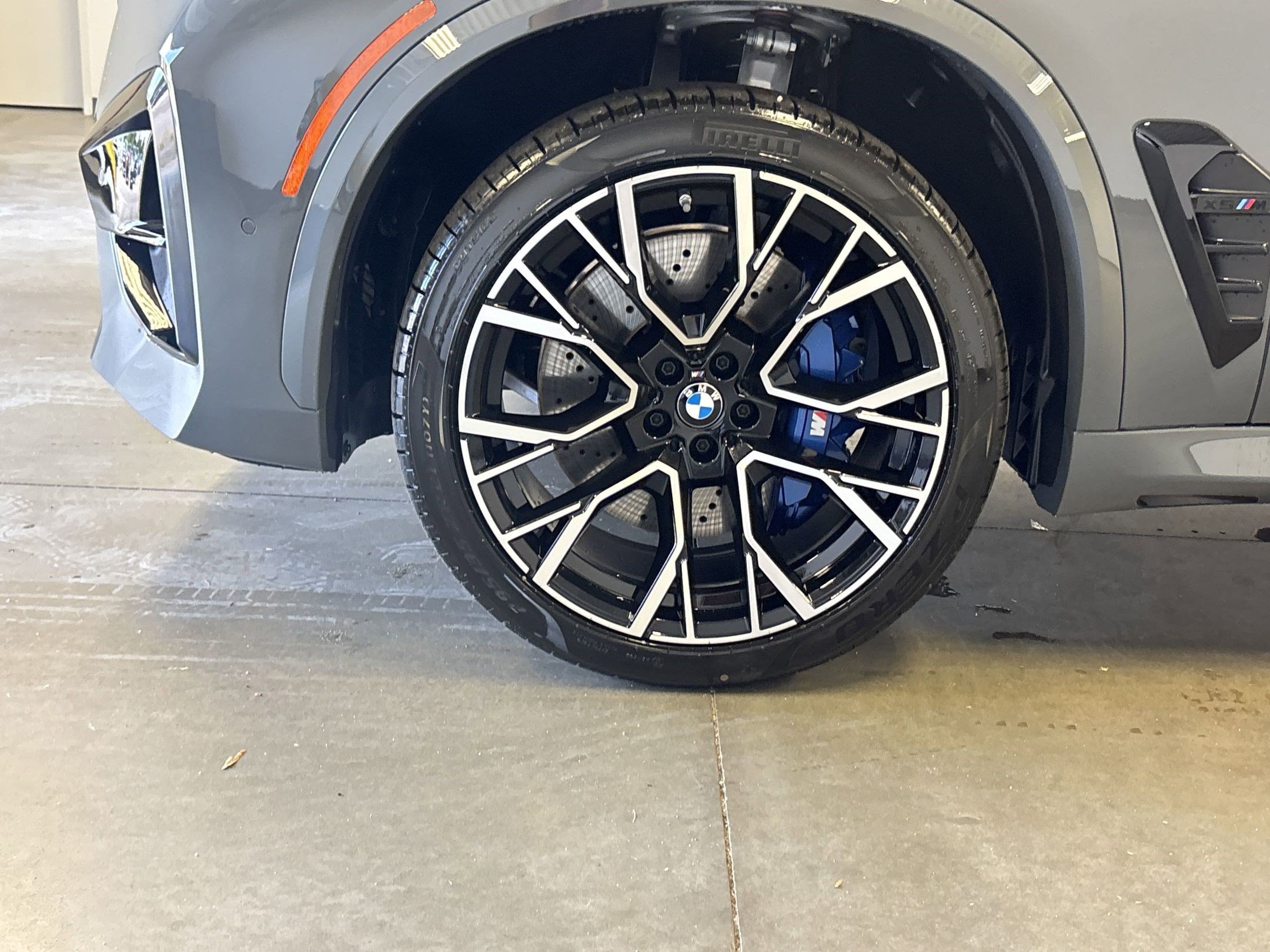 New 2026 BMW X5 M Competition w/ Executive Package image 9