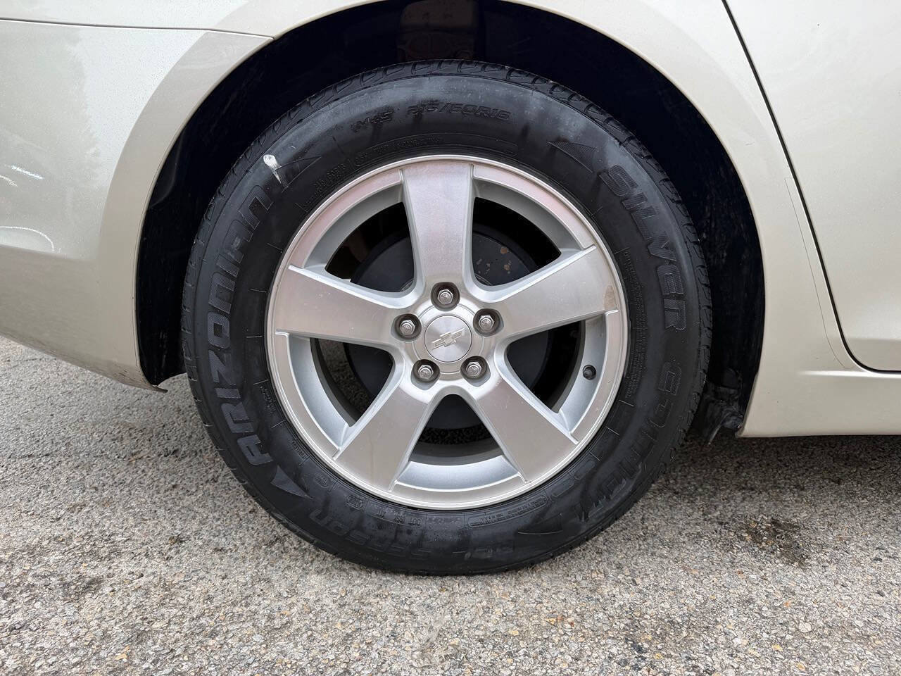 Used 2013 Chevrolet Cruze LT image 28