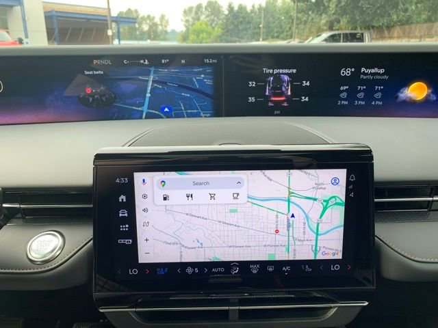 New 2025 Lincoln Nautilus Reserve image 21