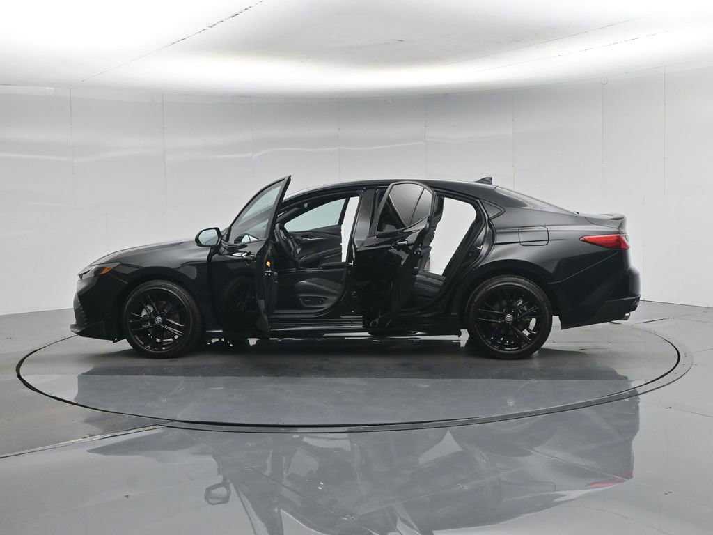 Used 2025 Toyota Camry SE w/ Convenience Package FWD image 37