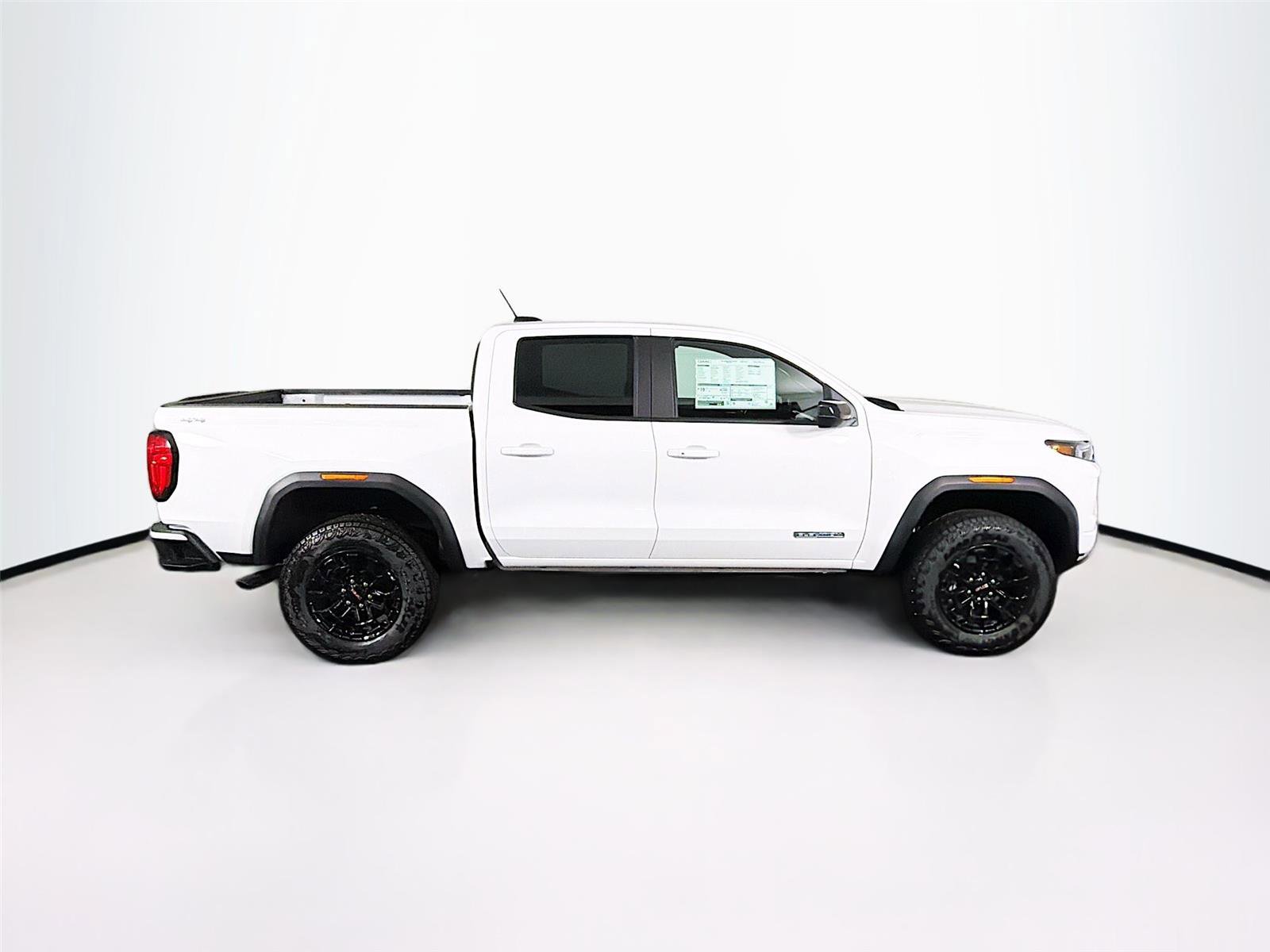 New 2026 GMC Canyon Elevation image 8