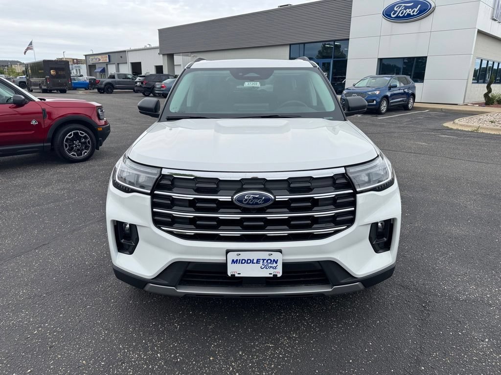 New 2026 Ford Explorer Active w/ Active Comfort Package AWD/4WD image 10