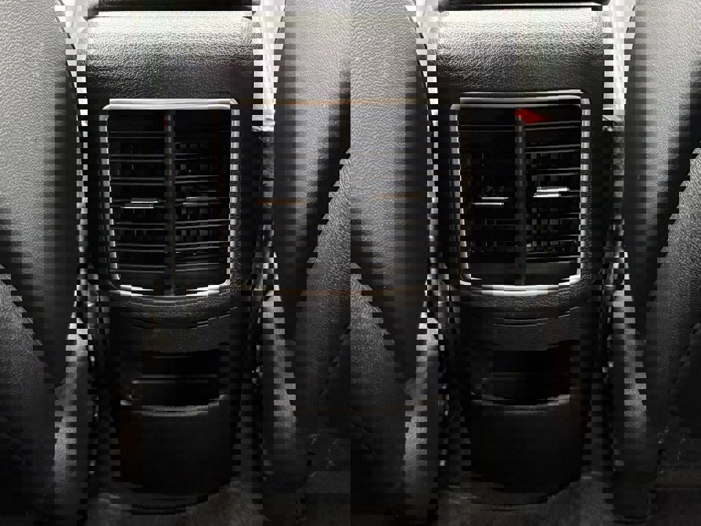 Used 2023 Kia Sportage SX image 14