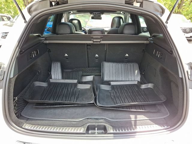 Used 2025 Mercedes-Benz GLC 300 4MATIC image 31