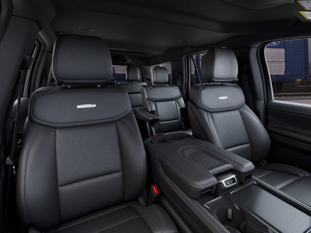 New 2027 Ford Expedition Platinum w/ Stealth Appearance Package RWD image 13
