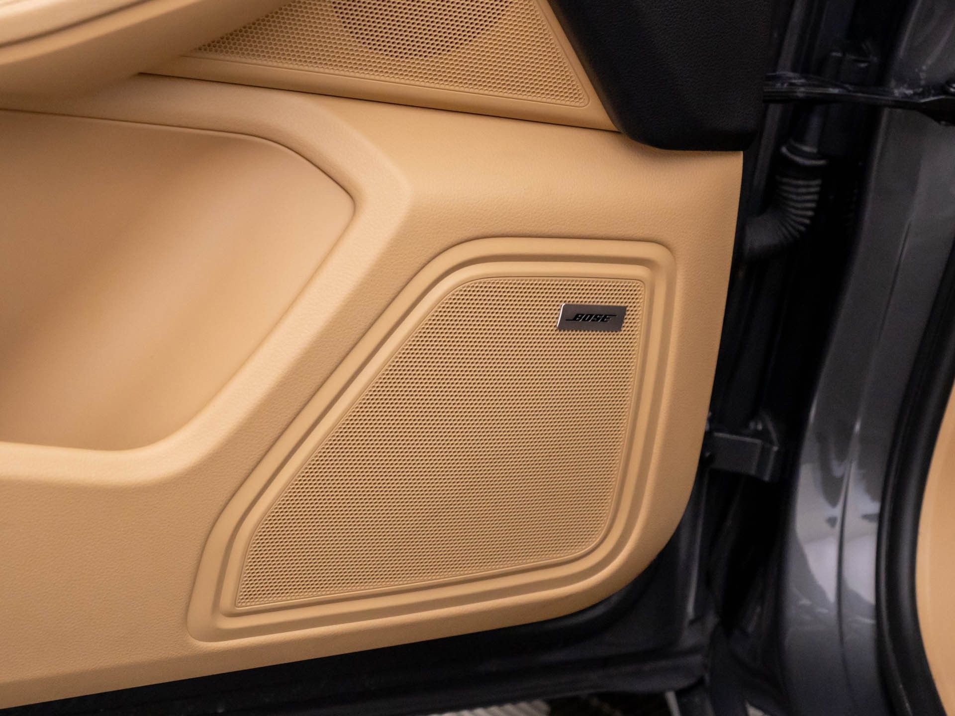 Used 2018 Porsche Macan image 14