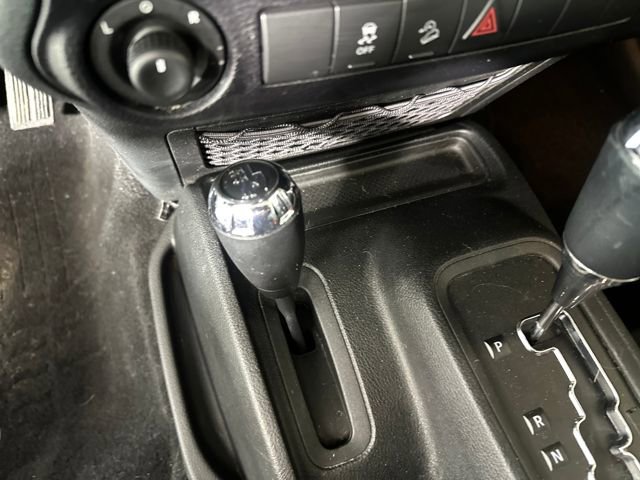 Used 2017 Jeep Wrangler Unlimited Sport image 23