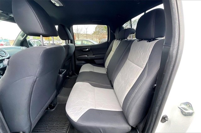 Used 2022 Toyota Tacoma TRD Off-Road image 26