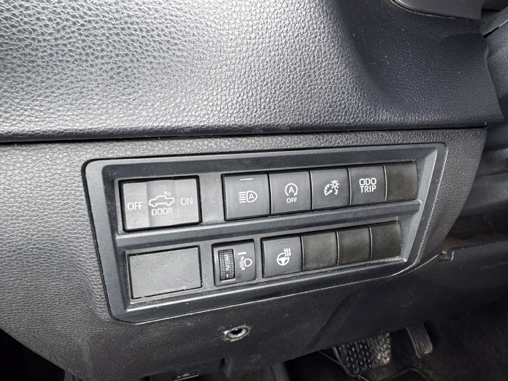 Used 2022 Toyota Tundra SR5 AWD/4WD image 11