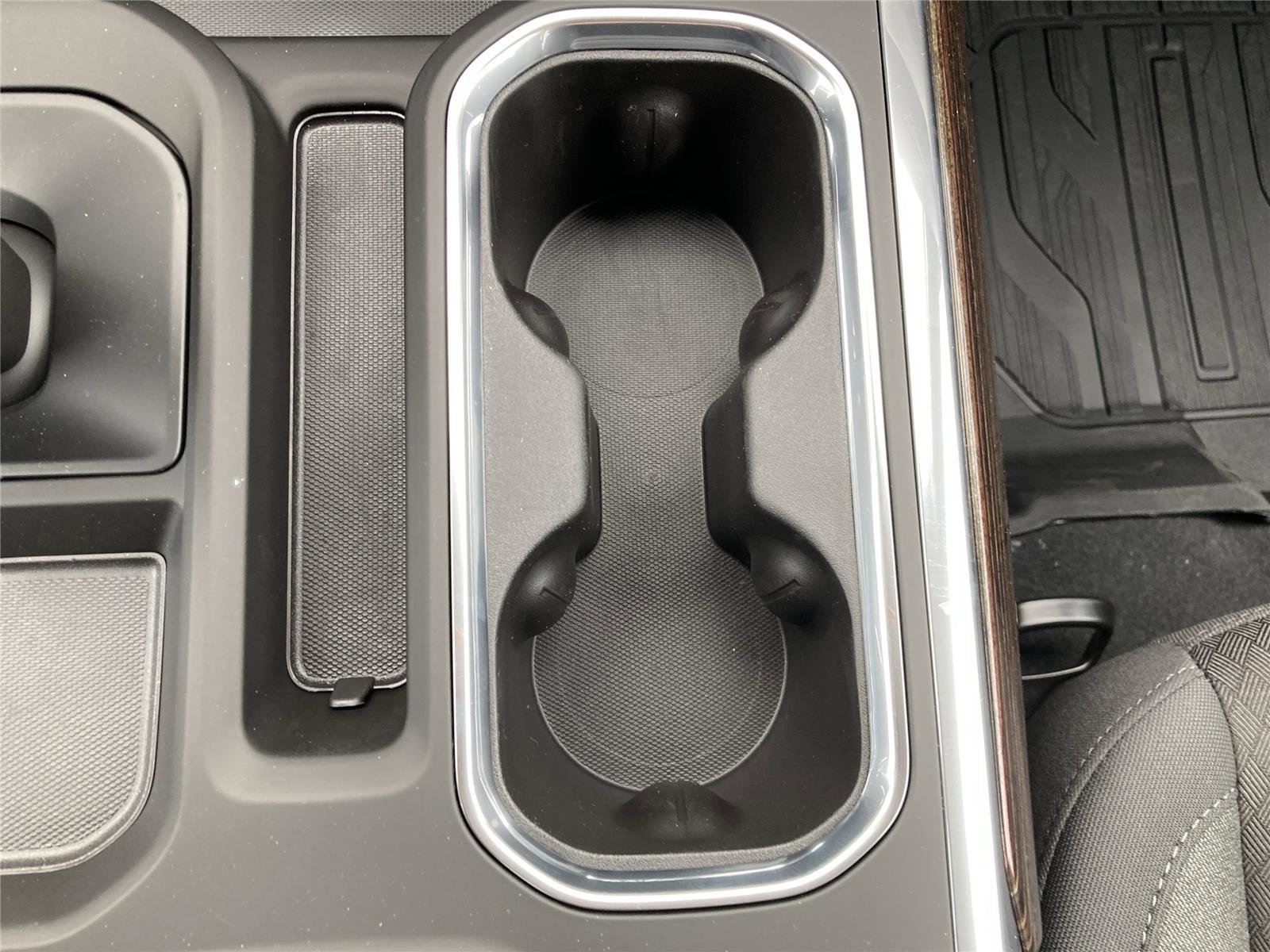 New 2026 GMC Sierra 1500 Elevation image 25