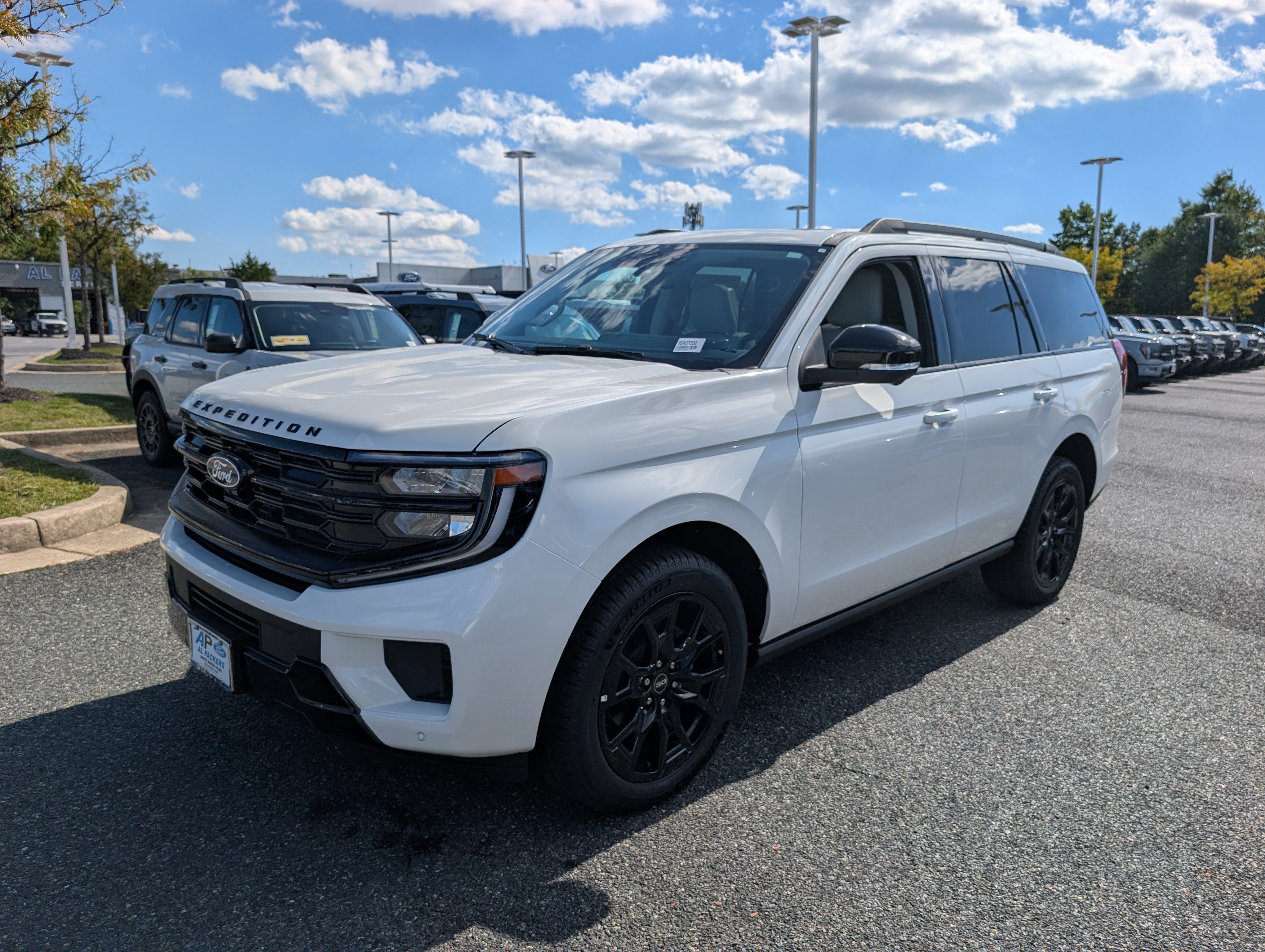 New 2027 Ford Expedition Platinum AWD/4WD image 4
