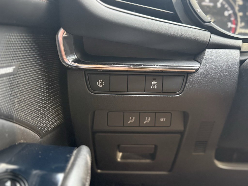 Used 2020 MAZDA MAZDA3 Premium image 23