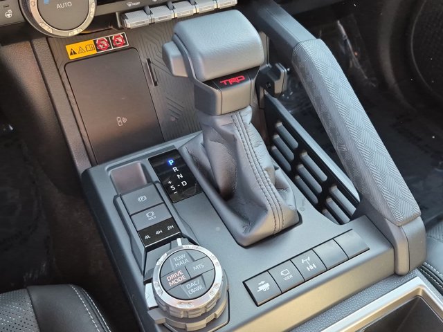 Used 2026 Toyota 4Runner TRD Off-Road Premium w/ Tow Technology Package AWD/4WD image 16