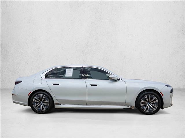 Used 2024 BMW i7 eDrive50 RWD image 4