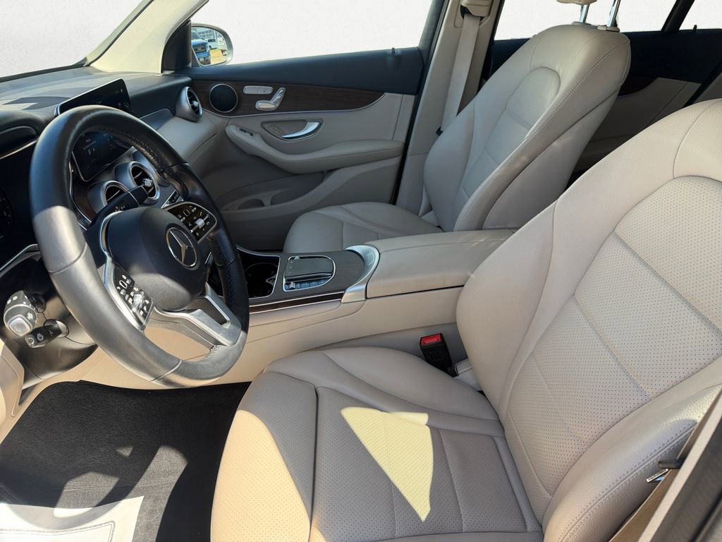 Certified 2022 Mercedes-Benz GLC 300 4MATIC w/ Premium Package Lite image 10