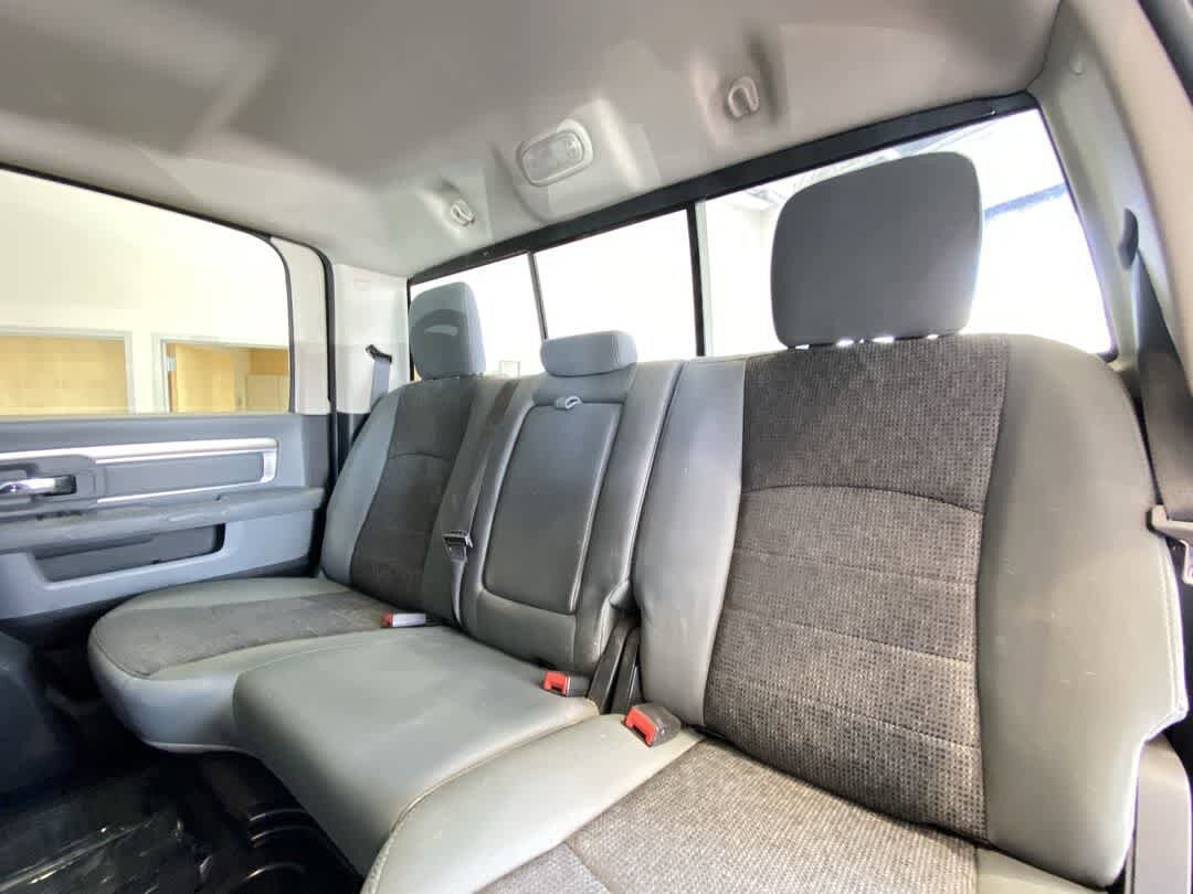 Used 2018 RAM 3500 Big Horn AWD/4WD image 25