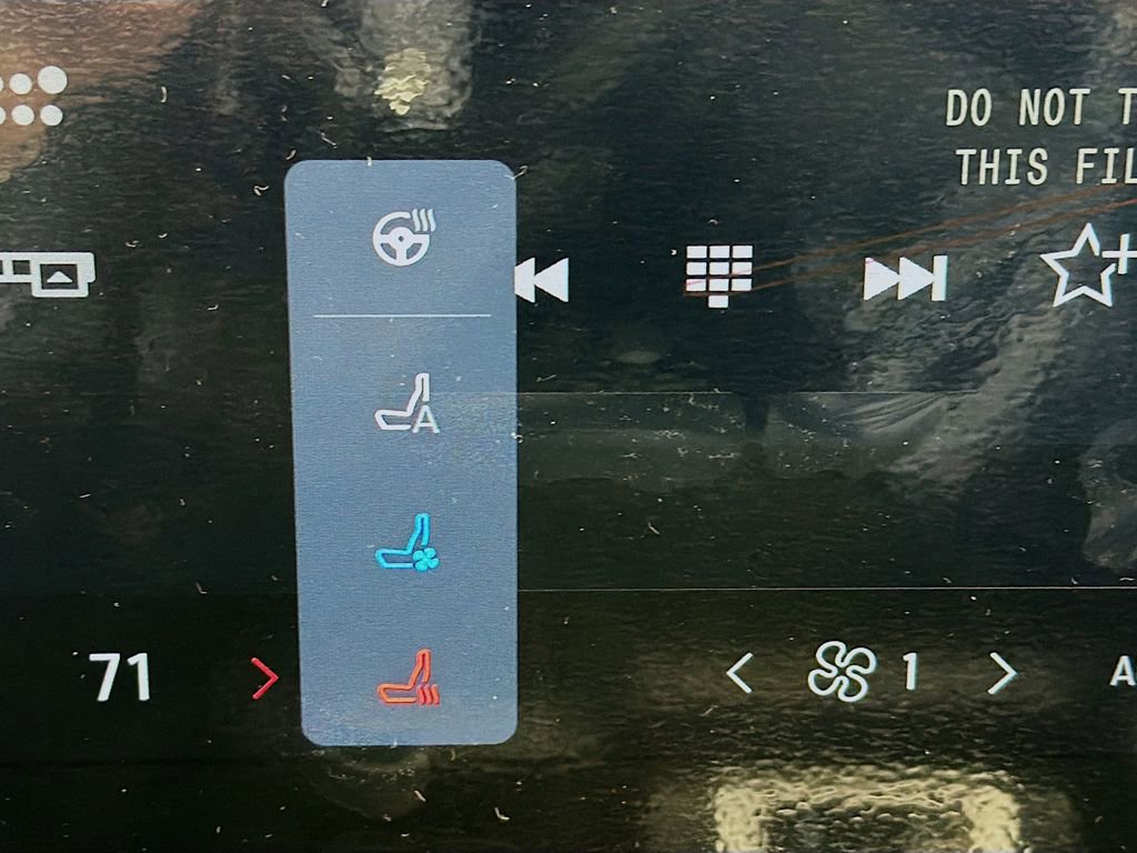 New 2025 Ford Expedition Max Platinum w/ Stealth Performance Package image 42