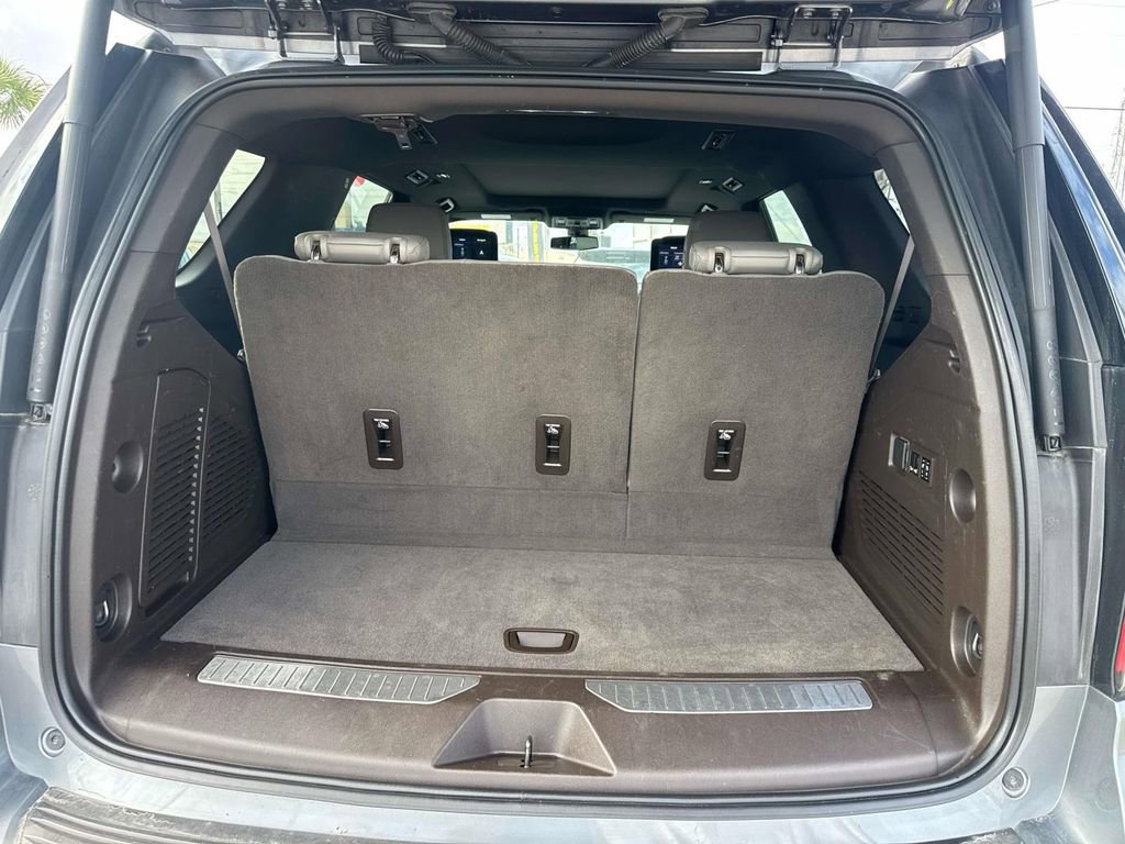 Certified 2021 Chevrolet Tahoe Z71 w/ Z71 Signature Package image 8