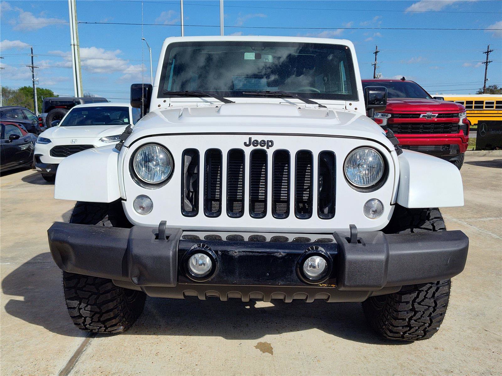 Used 2015 Jeep Wrangler Altitude image 10