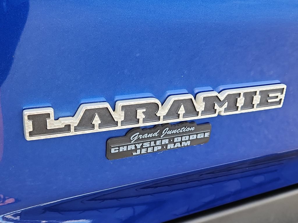 Used 2019 RAM 1500 Laramie AWD/4WD image 5