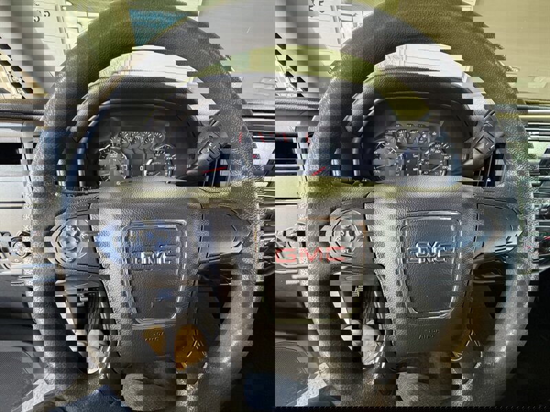 Used 2014 GMC Sierra 1500 2WD Regular Cab w/ Sierra Convenience Package image 16