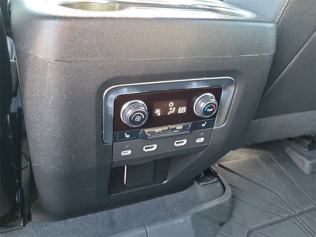 Certified 2023 Chevrolet Suburban RST w/ Sport Performance Package image 22