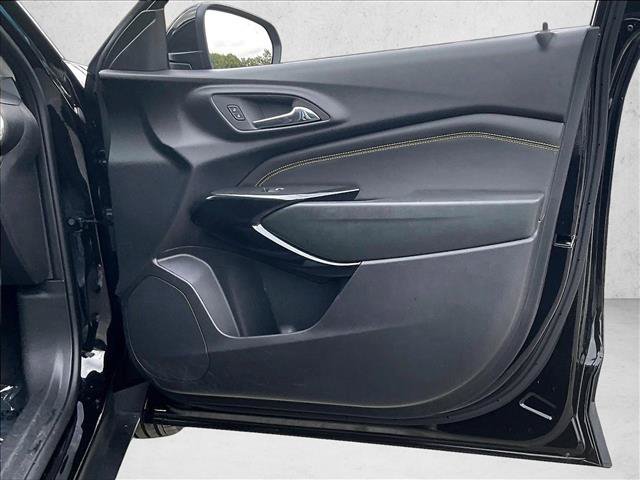 Used 2026 Chevrolet Trax ACTIV FWD image 19