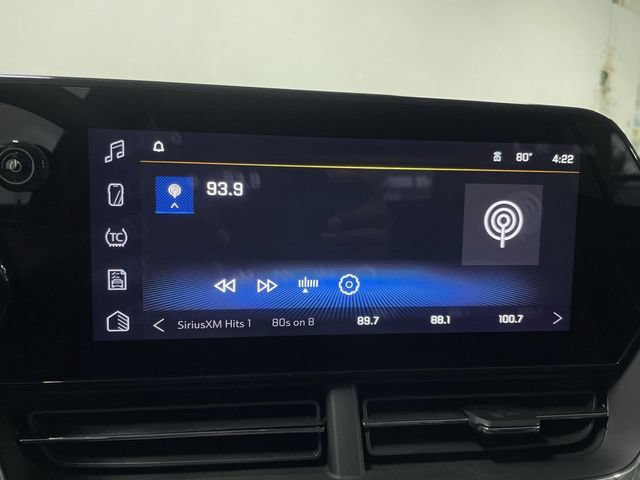 Certified 2025 Chevrolet Trax LT FWD image 16